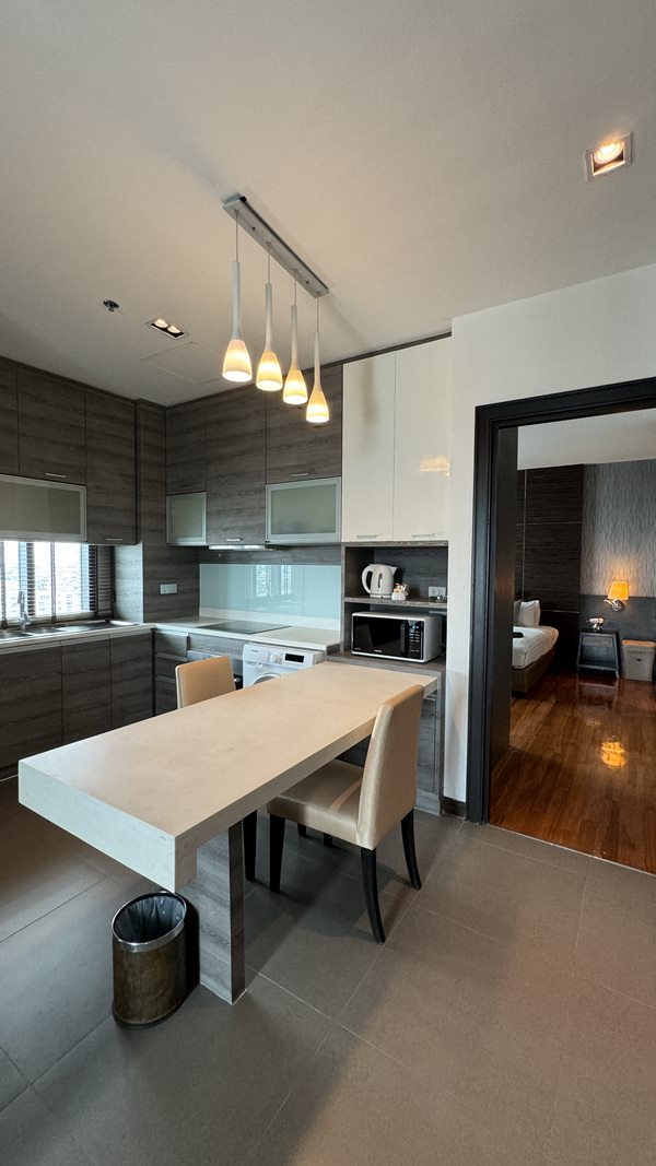 ให้เช่าห้องใหญ่ โรงแรม The Vertical Suite รายวัน รายสัปดาห์ รายเดือน ระยะสั้น โซนศรีนครินทร์ อ่อนนุช โทร 096-947-7788 รูปที่ 6