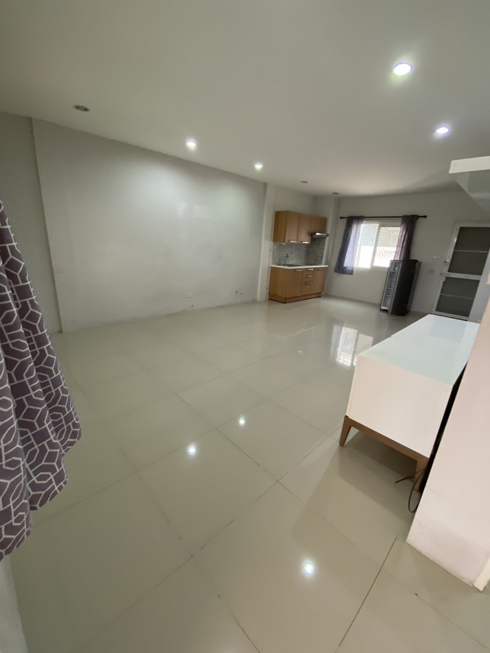 ให้เช่า ทาวน์โฮม M303 ดิ เอ็กซ์คลูซีฟ พัฒนาการ 44 160 ตรม. 20 ตร.วา รูปที่ 2