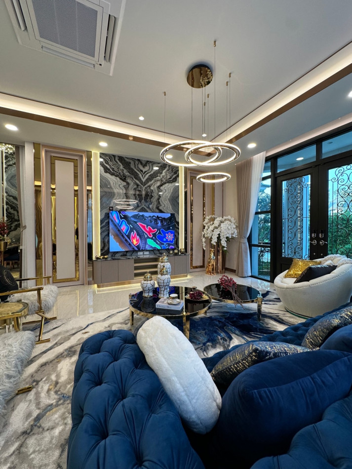 ให้เช่า Luxury Pool Villa Perfect masterpiece กรุงเทพกรีฑา 4 ห้องนอน รูปที่ 4