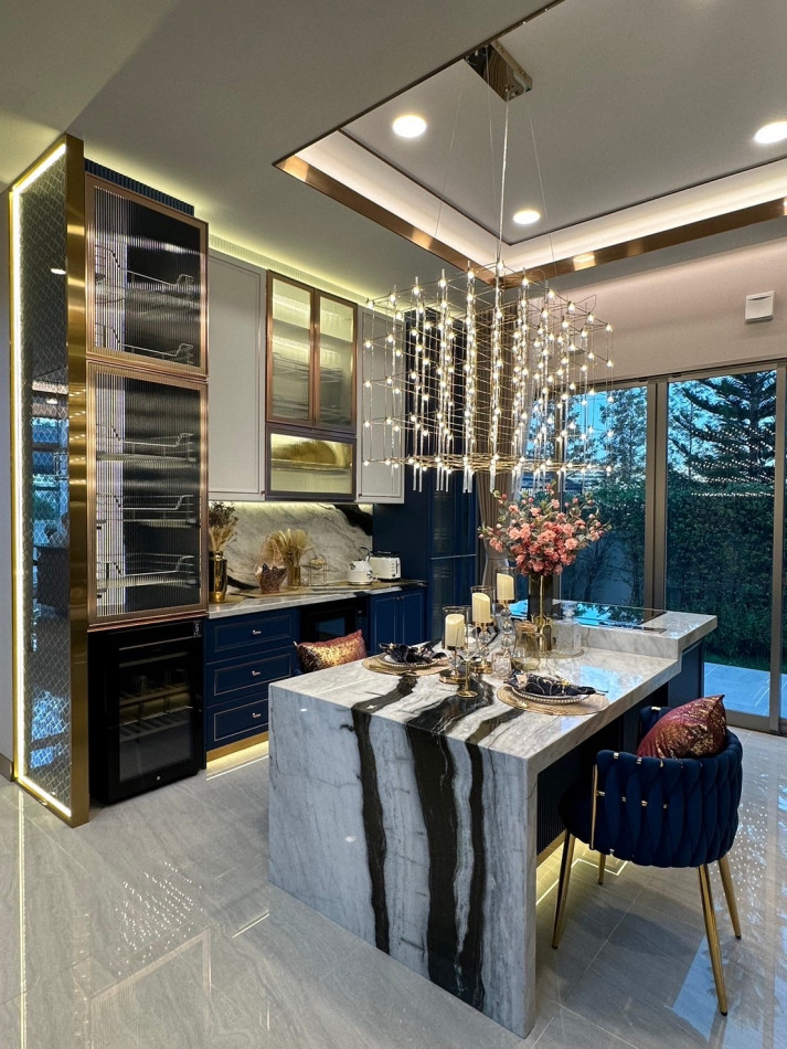 ให้เช่า Luxury Pool Villa Perfect masterpiece กรุงเทพกรีฑา 4 ห้องนอน รูปที่ 2