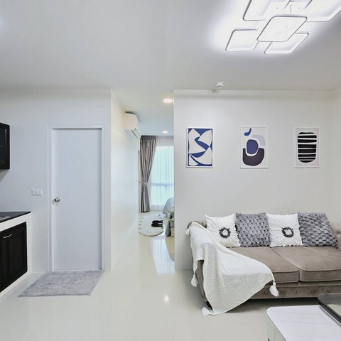 For Sale : Chalong, Newly renovated condo, 1 bedroom 1 bathroom, 6th flr. รูปที่ 1