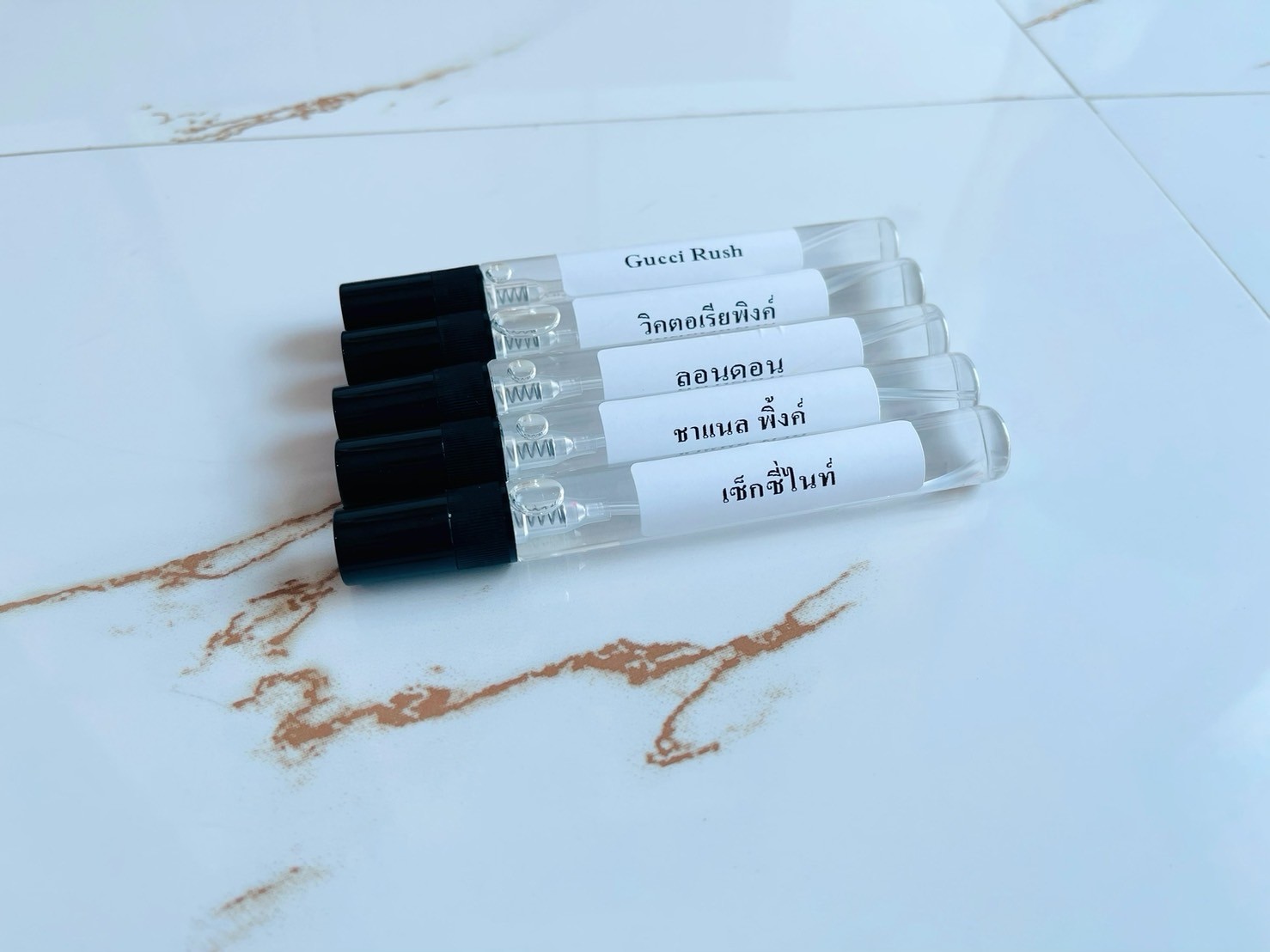 น้ำหอม 10 บาท พร้อมส่ง 60กลิ่น ขายดี รูปที่ 3