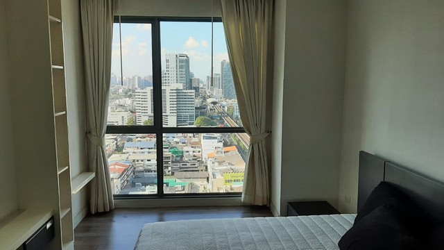 The Room Sukhumvit 62 spacious clean quiet 19th floor BTS Punnawithi รูปที่ 1