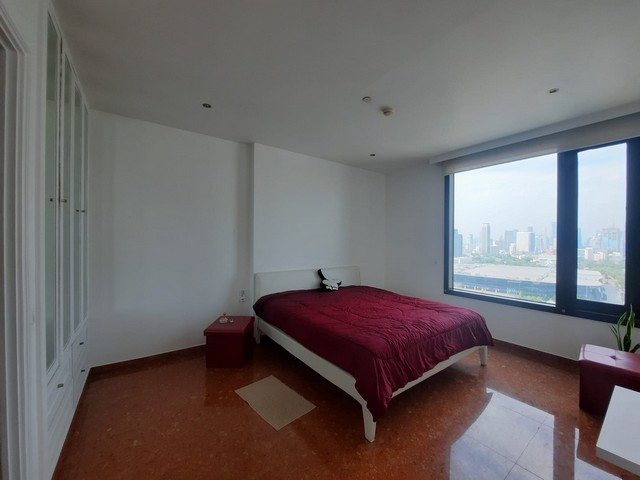 Aguston Sukhumvit 22 private peaceful livable 21st floor BTS Phrom Phong รูปที่ 1