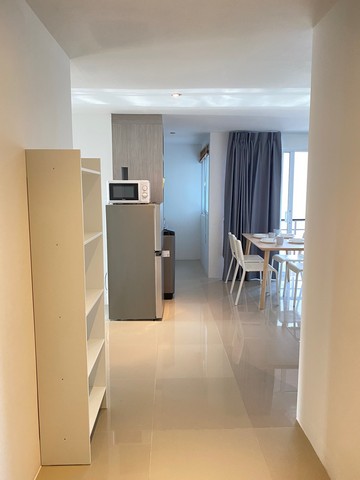 For Rent : Condominium in Patong area, 2 Bedroom 1 Bathroom, 3rd flr. รูปที่ 1