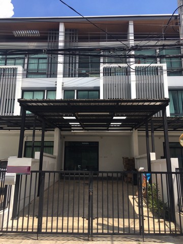 POR4343 ให้เช่า ทาวน์โฮม 3 ชั้น Cozy Town Home 3 ชั้น ลาดพร้าว 71 ซอยนาคนิวาส ใกล้สำนักงานเขตลาดพร้าว ใกล้ CDC คริสตัลปาร์ค รูปที่ 1