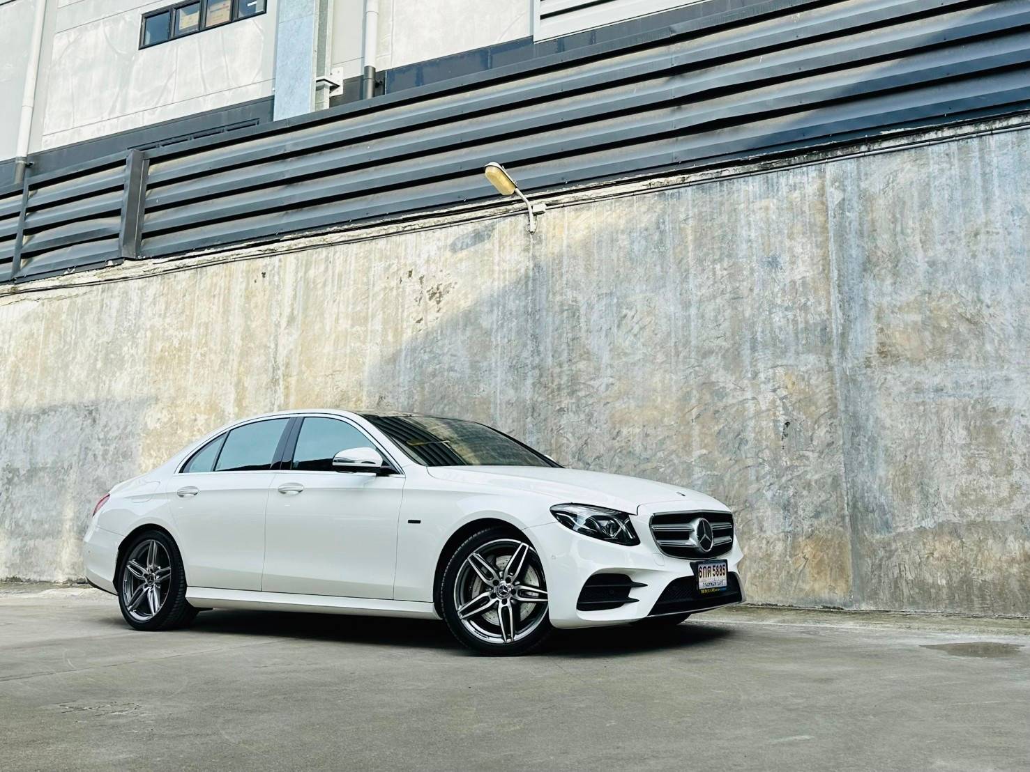 2019 BENZ E350e 2.0 AMG DYNAMIC โฉม W213 รูปที่ 1