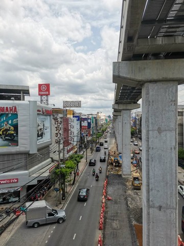 ขายถูก อาคารพาณิชย์ ห่างถนนใหญ่15 เมตร ใกล้รถไฟฟ้าเดินเพียง 2 นาทีถึงสถานี เชื่อมต่อห้วยขวาง-รัชดา ใกล้ทางด่วน รามอินทรา-อาจณรงค์ รูปที่ 1