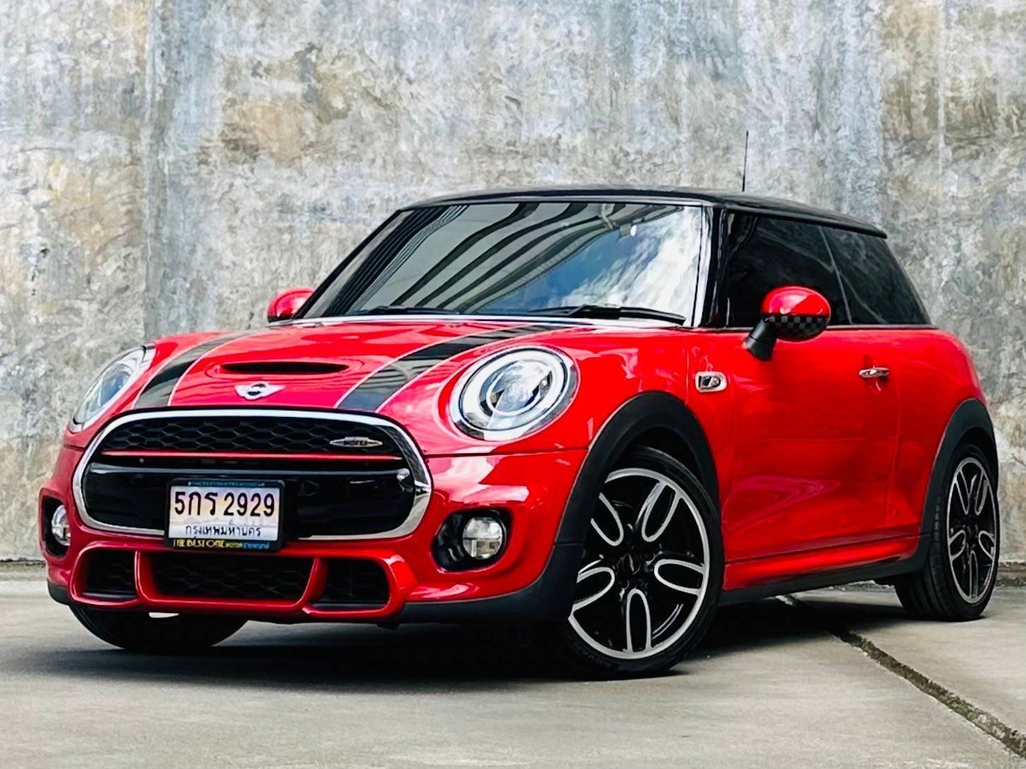 2016 MINI Cooper S John Cooper Works (JCW) Dress Up  รูปที่ 1