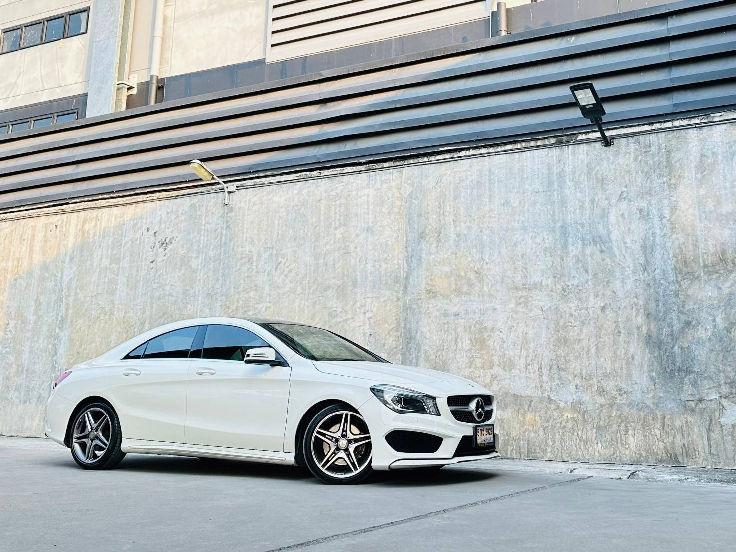 2015 แท้ BENZ CLA-CLASS, CLA250 โฉม W117 รูปที่ 1