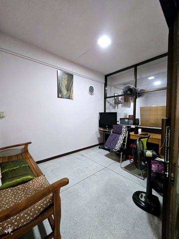 townhouse ทาวน์เฮ้าส์ หมู่บ้านจรัญวิลล่า ซอยจรัญสนิทวงศ์ 37 2800000 บาท. 2 BEDROOM 1 น้ำ ขนาด 0 RAI 0 งาน 18 sq.wa   ราคา - สุดคุ้ม รูปที่ 1