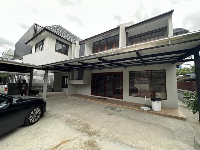 PO1017 ให้เช่า บ้านเดี่ยว 2 ชั้น หมู่บ้าน มิตรภาพ ซอยศรีนครินทร์ 38 รีโนเวทใหม่ ใกล้ MRT สถานีศรีนครินทร์ 38  รูปที่ 1