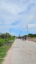 บ้านดีบ้านสวยชลบุรีที่ดินหนองบอนแดงบ้านบึงชลบุรี ขายที่ดินสวย​ 5​  ไร่ ​พื้นที่สีเหลือง​  ถ.คอนกรีต​น้ำไฟพร้อม​ 