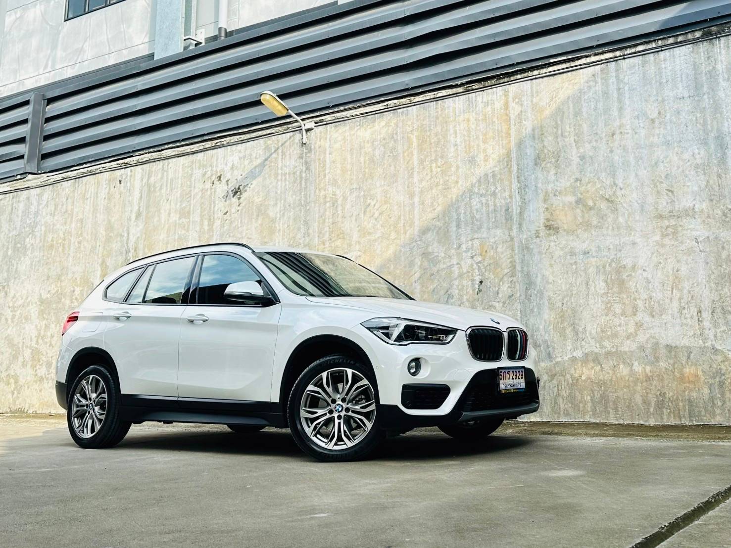 2019 แท้ BMW X1 sDrive18i ICONIC โฉม F48 รูปที่ 1