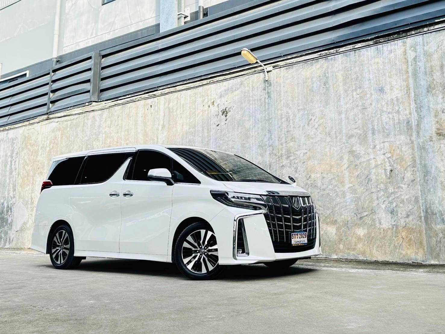 2019 แท้ TOYOTA ALPHARD 2.5 SC PACKAGE MINORCHANGE รูปที่ 1