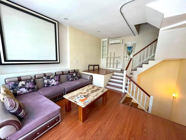 ให้เช่า ทาวน์โฮม 3 ชั้น เดอะเมทโทร พระราม 9 For rent 3-storey townhouse The Metro Rama 9 หลังมุม บ้านแต่งสวย เฟอร์ฯครบ รูปที่ 1