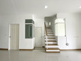 ทาวน์โฮม 2 ชั้น หมู่บ้าน โกลเด้นทาวน์ รัตนาธิเบศร์-สถานีรถไฟฟ้าบางพลู (หลังมุม)