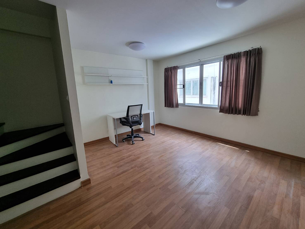 ขายด่วน ทาวน์โฮม 3 ชั้น มายเพลส อ่อนนุช 17 แยก 16 My Place มุมดีหน้าสวน สนใจโทร 064 934 1398 รูปที่ 4
