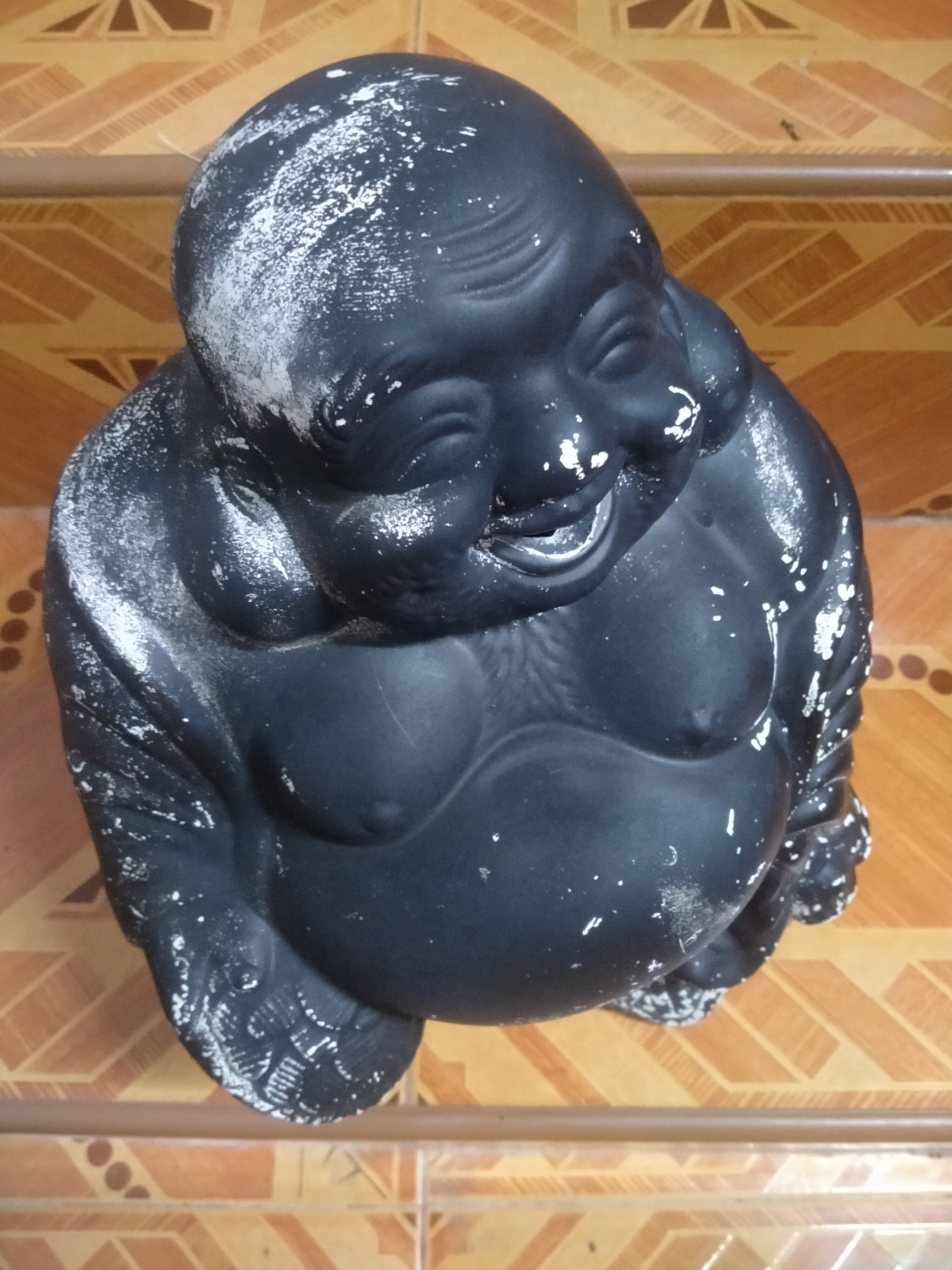 เครื่องปั้นดินเผา Hotei เทพเจ้าแห่งโชคลาภเจ็ดองค์ ผลิตโดย Juko Lucky Charm Object โบราณ  ขนาดสูง 33 ซม กว้าง 28 ซม ลึก 23 ซม รูปที่ 5