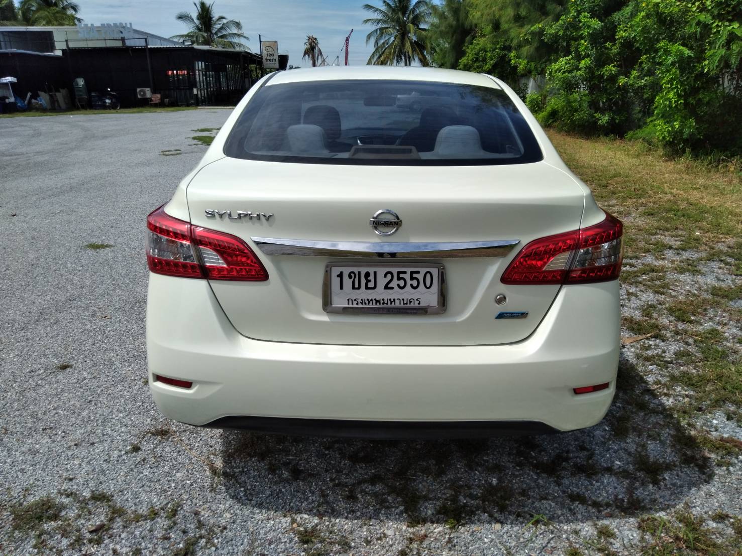  ขาย NISSAN SYLPHY ขาว ปี 2012 รูปที่ 1