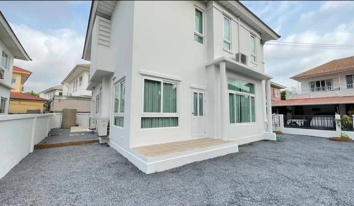 EPL-HS1329 ขายบ้านเดี่ยว ลาดกระบัง 20/3 ราชาเทวะ โครงการ เพอร์เฟค เพลส สุขุมวิท 77-สุวรรณภูมิ ที่ดิน 78.4 ตร.ว.พื้นที่ใช้สอย 220 ตร.ม. รูปที่ 1