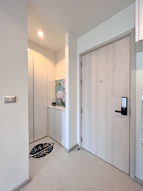 Rhythm Sukhumvit 42 comfortable private clean 18th floor BTS Ekkamai รูปที่ 1