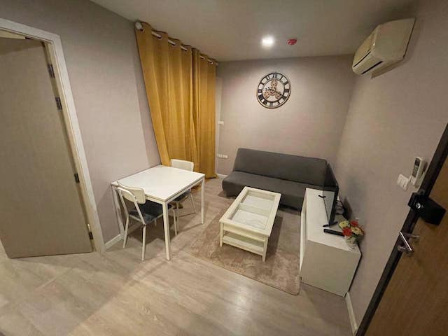 Metro Luxe Rama 4 Private comfortable clean 4th floor BTS Ekkamai รูปที่ 1