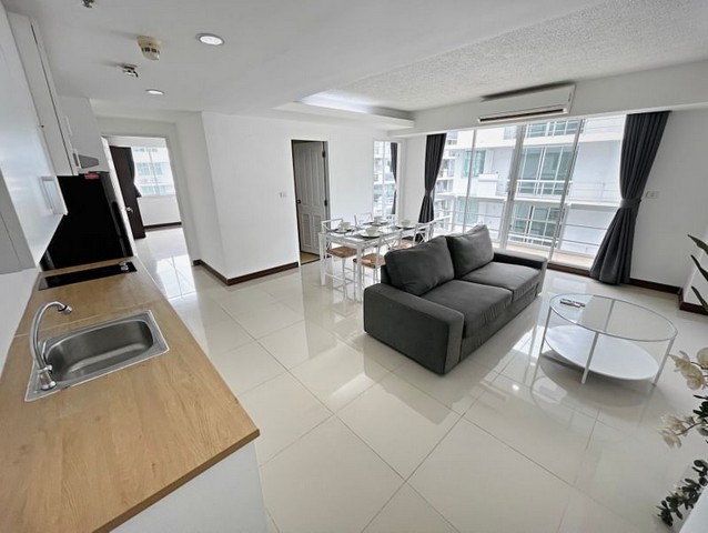 The Waterford Sukhumvit 50 spacious private quiet 5th floor BTS On Nut รูปที่ 1