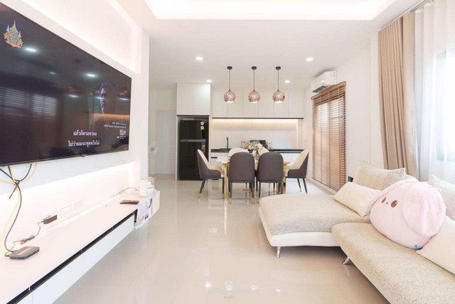 2-storey detached house for sale The Urbana 6 San Kamphaeng Chiang Mai size 39.9 sqw. New Renovation Modern style home รูปที่ 1