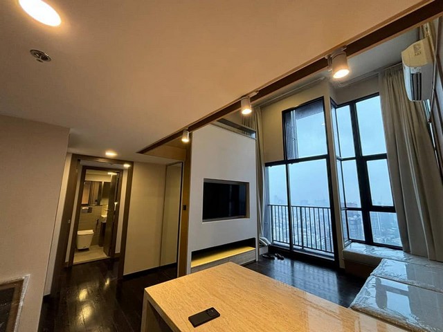 เช่าคอนโด พาร์ค ออริจิ้น ทองหล่อ Park Origin Thonglor Duplex 3 ห้องนอน ขนาด 64 ตร.ม ห้องหรู เฟอร์ครบ วิวเมือง พร้อมอยู่ รูปที่ 1