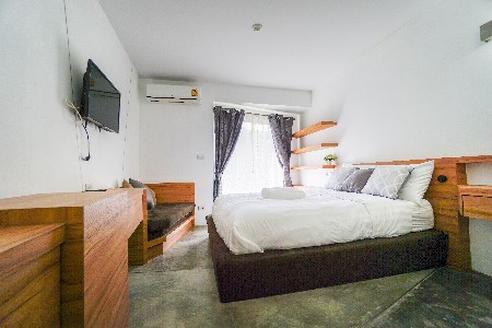 For Rent Room Condo 1 Floor Near Bang Rak Beach  Size: 26 SQM. Floor : 1 Fully Furniture  รูปที่ 1