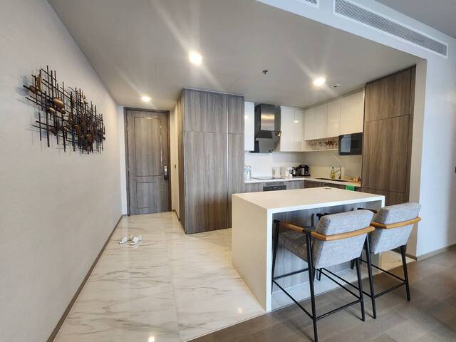 Luxury Condominium for Rent at CELES ASOKE, near BTS Asok and MRT Sukhumvit รูปที่ 1