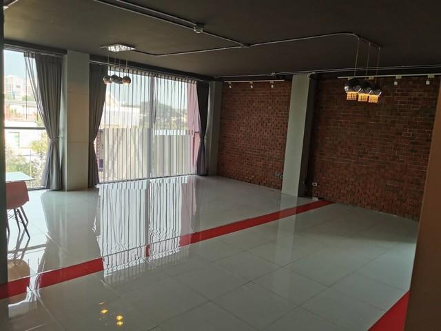 ให้เช่าสำนักงาน ตึก APAI LoFT พื้นที่ 83 ตรม. ซอยเอกมัย 22 รูปที่ 1