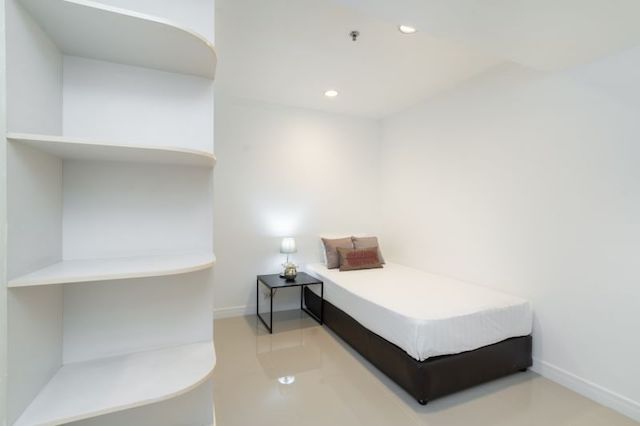 Waterford Sukhumvit 30 spacious private quiet 24th floor BTS Phrom Phong รูปที่ 1