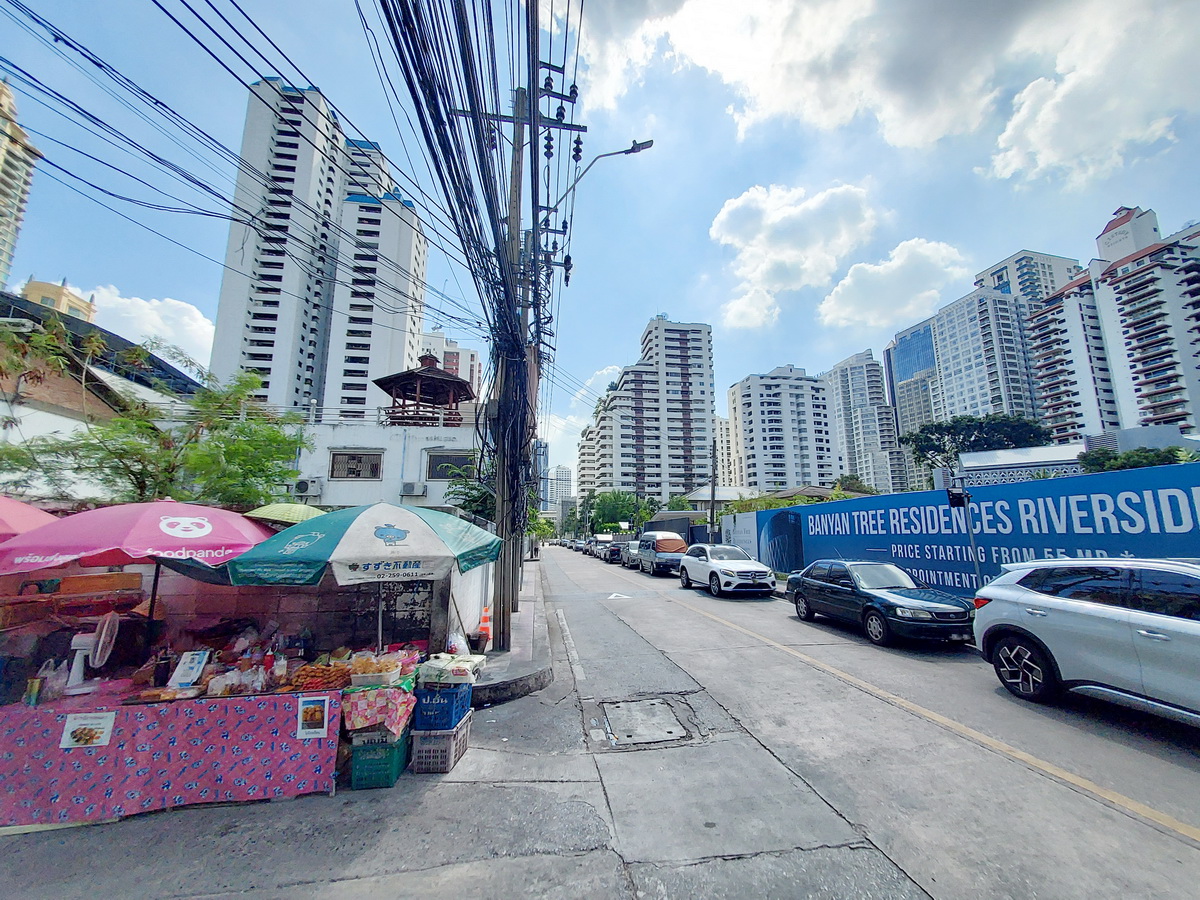 ขายที่ดิน มศว ประสานมิตร CBD Prime Area เนื้อที่ 51 ตรว ซอยสุขุมวิท 23 แขวงคลองเตยเหนือ เขตคลองเตย กรุงเทพฯ 10110 รูปที่ 1