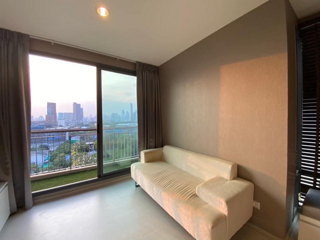 Rhythm Sukhumvit 42 safe clean quiet 9th floor BTS Ekkamai รูปที่ 1