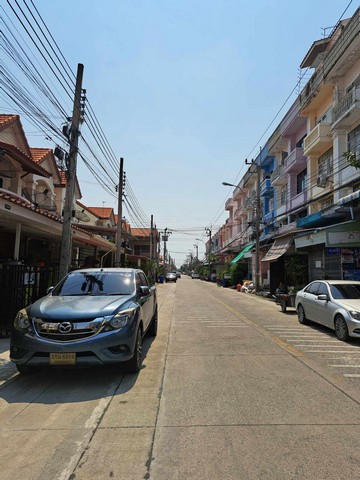 อาคารพาณิชย์ 3 ชั้น ต้นซอย หมู่บ้านทับทอง  บางเสาธง บางพลี จังหวัดสมุทรปราการ  0849924497 รูปที่ 1