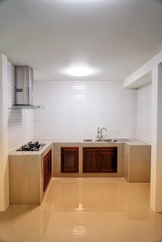 BH3327 ให้เช่าบ้านเดี่ยว 2 ชั้น 3 ห้องนอน 2 ห้องน้ำ ใกล้เดอะมอลล์บางกะปิ  รูปที่ 1