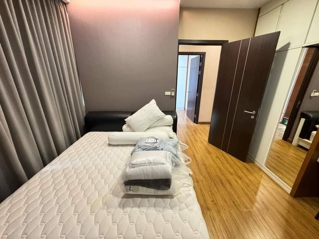 Stylish Condo ขายพร้อมผู้เช่า 5.99 ล้าน 68.05 ตรม. 2 นอน 2 น้ำ ทำเลทอง เฟอร์นิเจอร์ครบ (สัญญาหมด 25 พ.ย. 68) ฮวงจุ้ยดี อยู่แล้วรวย รูปที่ 1