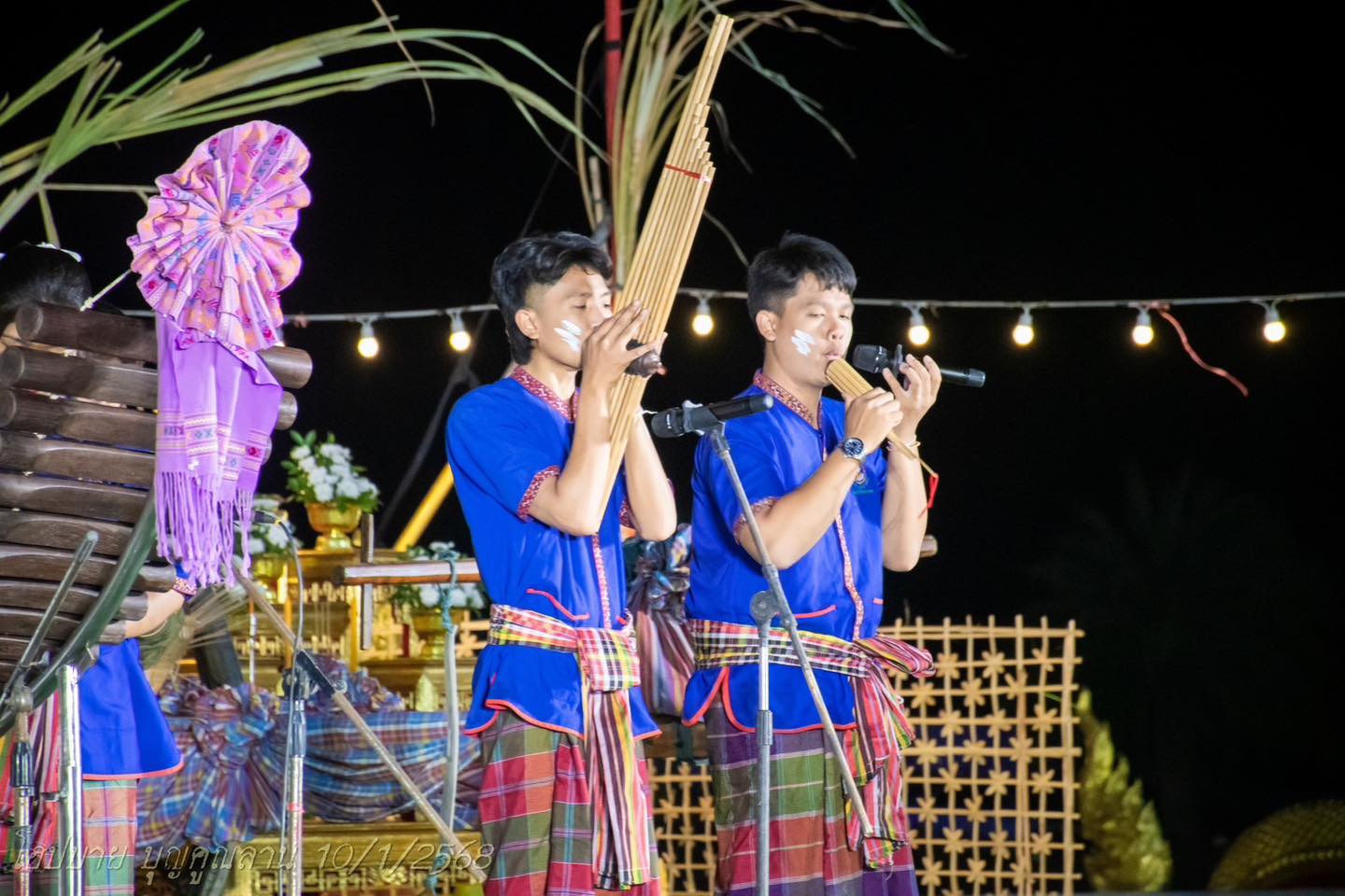 การแสดงดนตรีพื้นบ้านอีสาน วงโปงลาง รูปที่ 3