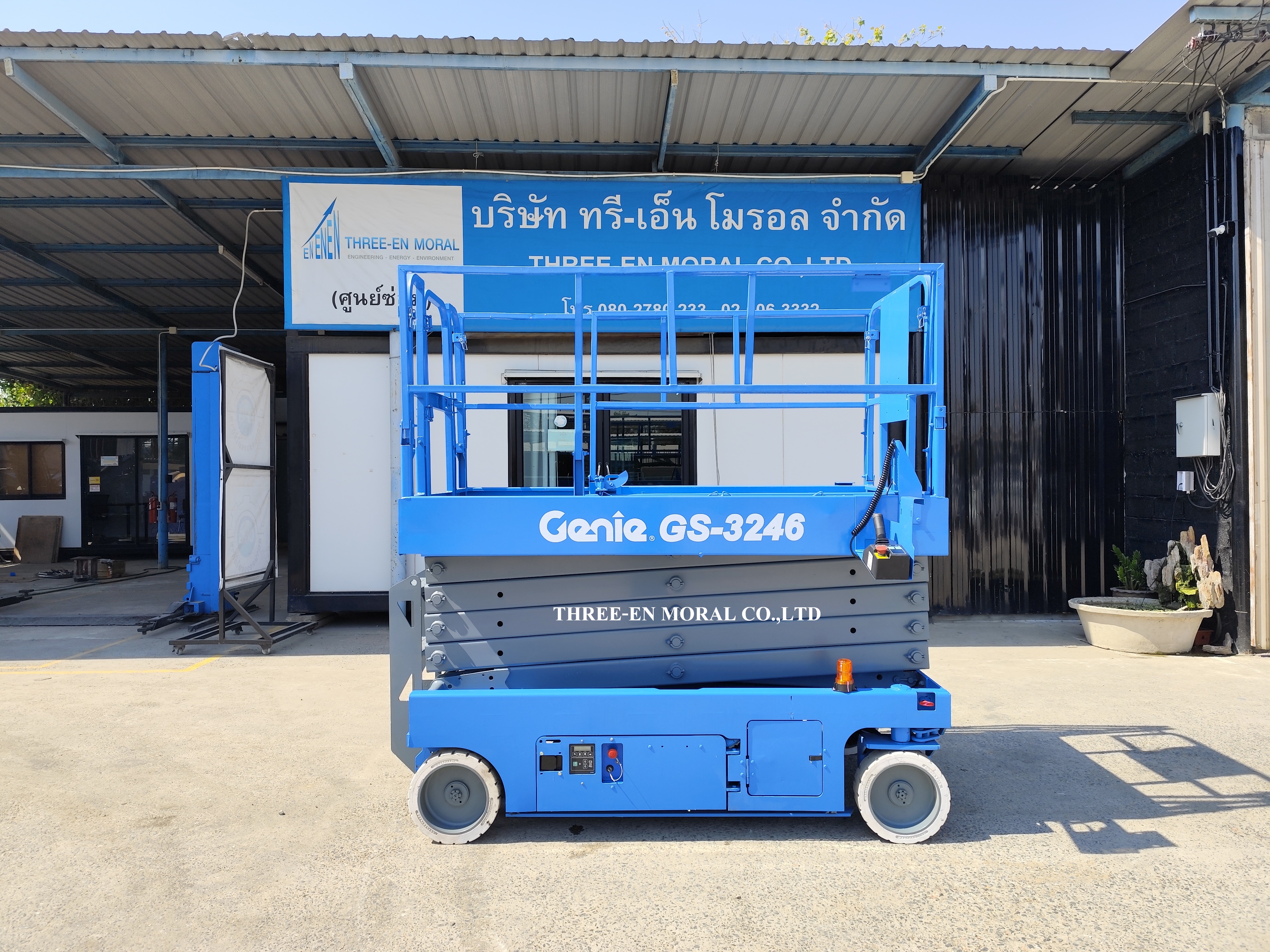 รถกระเช้า Scissor Lift Genie GS-3246 รูปที่ 1