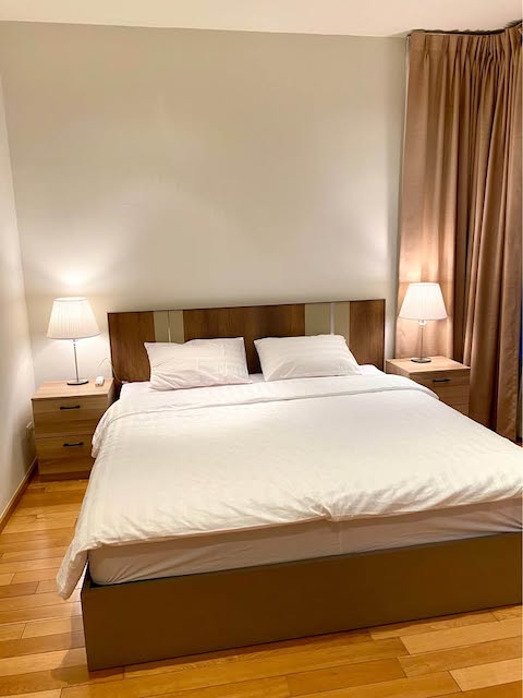The Emporio Place Sukhumvit 24 spacious safe clean 12th floor BTS Phrom Phong รูปที่ 1