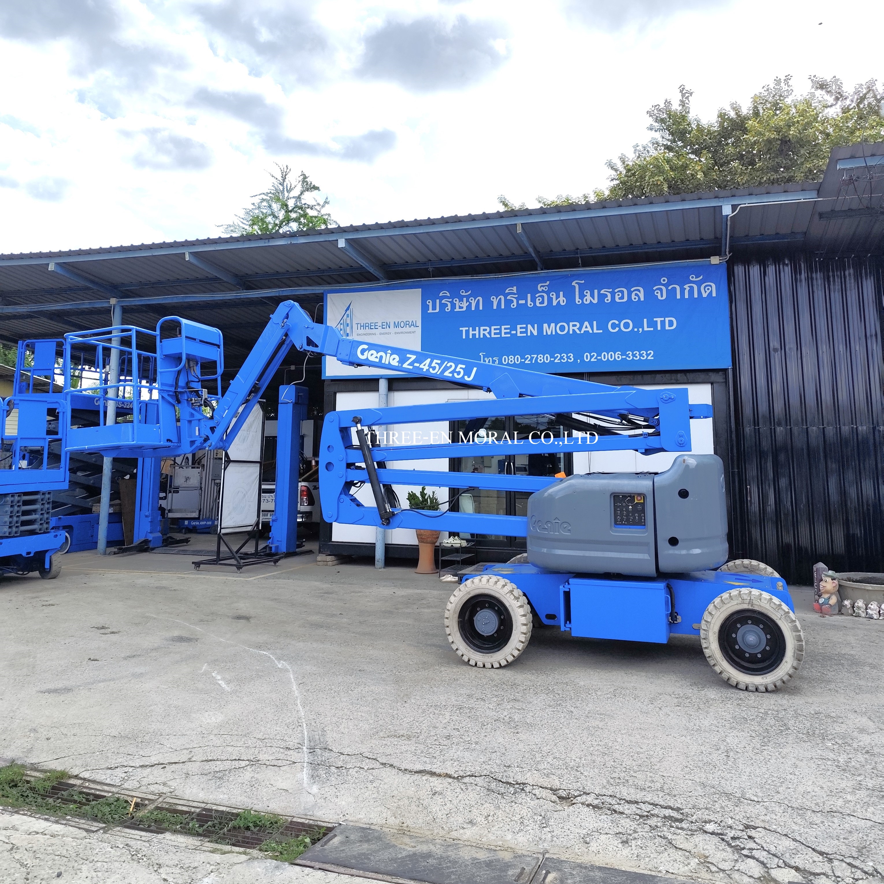 รถกระเช้า Boom Lift Genie Z-45/25J รูปที่ 1