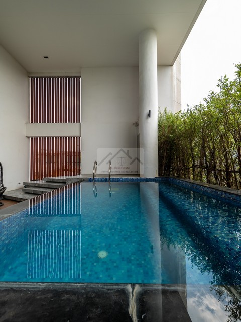 ให้เช่า Luxury Pool Villa 6 ชั้น ย่านกรุงเทพกรีฑา 12 ห้องนอน ตกแต่งหรูหรา พร้อมเข้าอยู่ ใกล้ ABAC  *** ชีวิตเหนือระดับ  รูปที่ 1