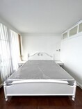 Supalai Place Sukhumvit 39 comfortable safe convenient 21st floor BTS Phrom Phong