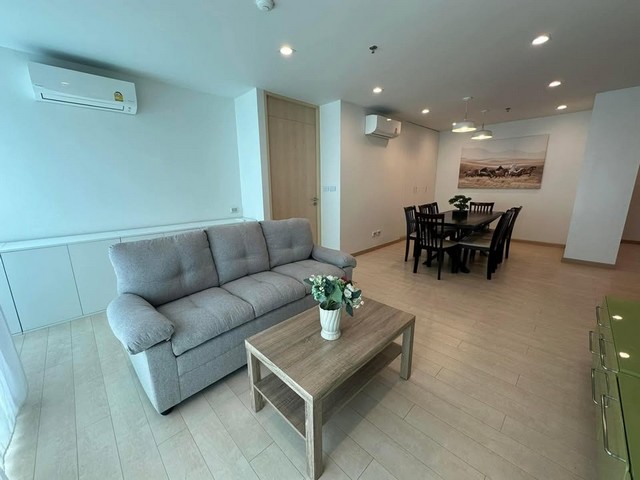 สีลมสวีท Silom Suite 113.74 Sq.m 3 bedroom 2 bathroom BTSเซ็นหลุยส์  รูปที่ 1