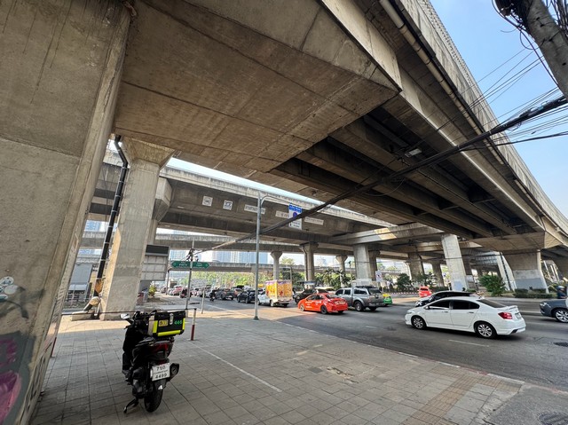 HR2297ให้เช่าอาคารติดริมถนนใหญ่ ย่านอโศกดินแดง ใกล้ MRT พระราม 9 และเพชรบุรี รูปที่ 1