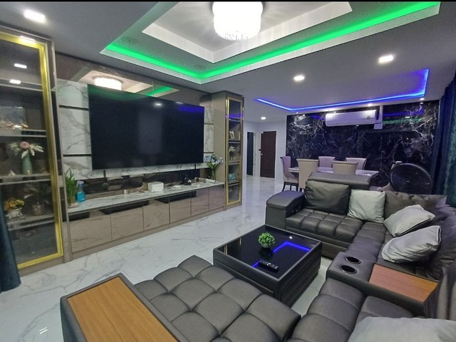 รหัสC6714 ให้เช่าบ้านเดี่ยว รีโนเวทใหม่ หมู่บ้านฐานทอง เฉลิมพระเกียรติ ร.9 ซอย 56 รูปที่ 1