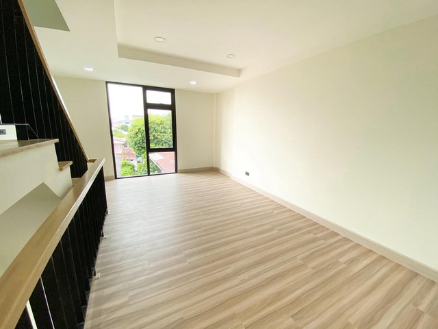 รหัสC6746 ให้เช่าโฮมออฟฟิศ 4 ชั้น ซอยสุขุมวิท 101/1 ซอยวชิรธรรมสาธิต SPACE Home Office ทำเลดี  รูปที่ 1