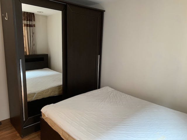 Zenith Place Sukhumvit 42 convenient safe quiet 6th floor BTS Ekkamai รูปที่ 1